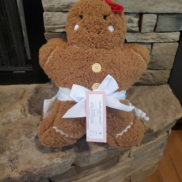 Plush Gingerbread Boy and Girl Pillows-NWT - Picture 2 of 3